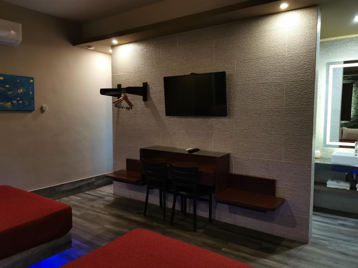 Hotel Plaza Arteaga Monterrey Bagian luar foto