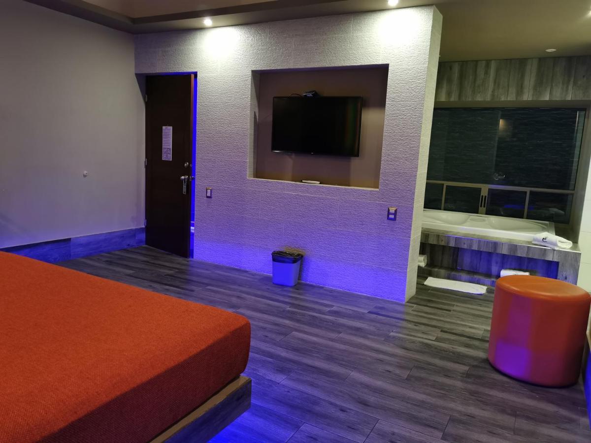 Hotel Plaza Arteaga Monterrey Bagian luar foto