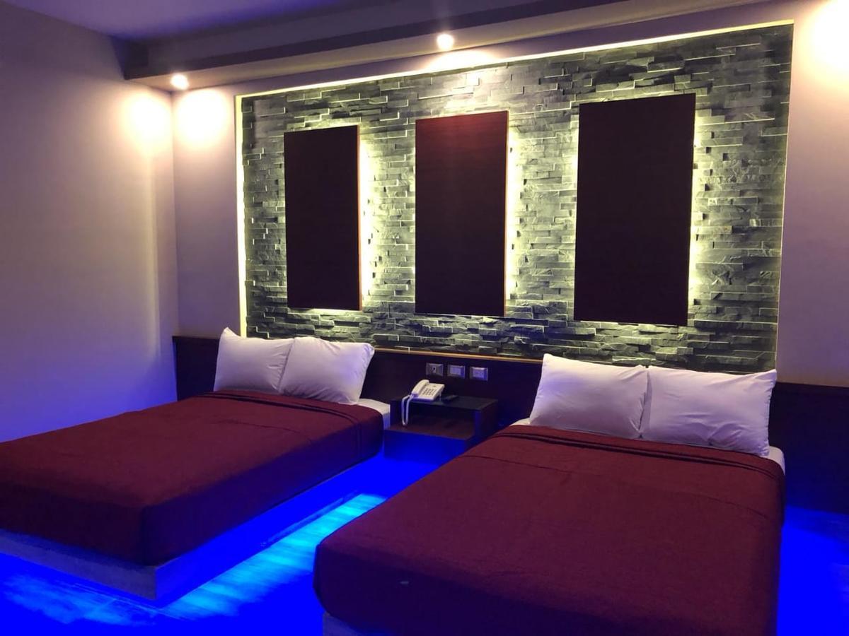 Hotel Plaza Arteaga Monterrey Bagian luar foto
